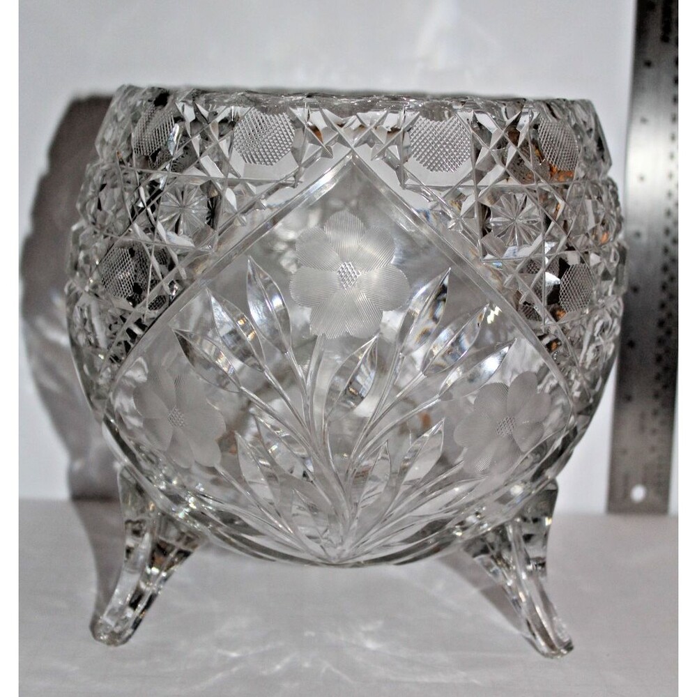 McKee EAPG Glass Daisy & Button Etched Tri Footed Rose Bowl 7"H x 6"W